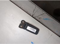 903207S000 Петля заднего стекла Infiniti QX56 2004-2010 21141212 #1