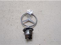 A2218800086 Эмблема Mercedes E W212 2009-2016 21181075 #4