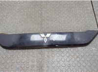 5817A022XA Накладка крышки багажника (двери) Mitsubishi Outlander XL 2006-2012 21182605 #1