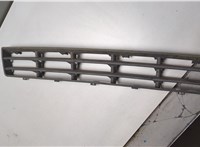 1J0853677D Заглушка (решетка) бампера Volkswagen Golf 4 1997-2006 21229382 #1