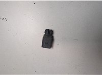 8Z0820535 Датчик наружной температуры Volkswagen Passat 6 2005-2010 21326640 #1