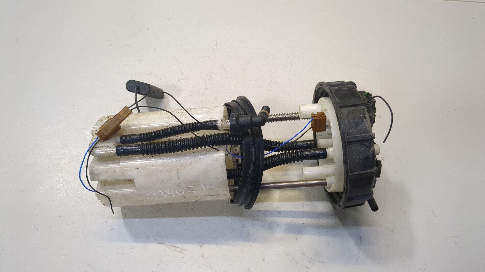 Датчик топлива кашкай j10. Датчик уровня топлива ниссан кашкай j10. Датчик топлива кашкай j10. Рдт кашкай j10. Датчик уровня топлива кашкай j10.