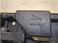 8X2317B861 Кронштейн бампера Jaguar XF 2007–2012 8424978 #4