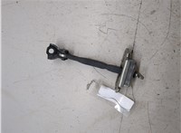 686100D040 Ограничитель двери Toyota Yaris 2005-2011 8469984 #2