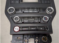 kr3t18e243ab Рамка под магнитолу Ford Mustang 2017- 8487445 #2