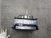 1J2858069G01C Кронштейн магнитолы Volkswagen Bora 1998-2005 8521774 #11
