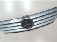  Решетка радиатора Mercedes C W203 2000-2007 8570361 #2
