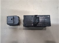 5G0959857E Кнопка стеклоподъемника (блок кнопок) Volkswagen Tiguan 2016-2020 8593577 #2