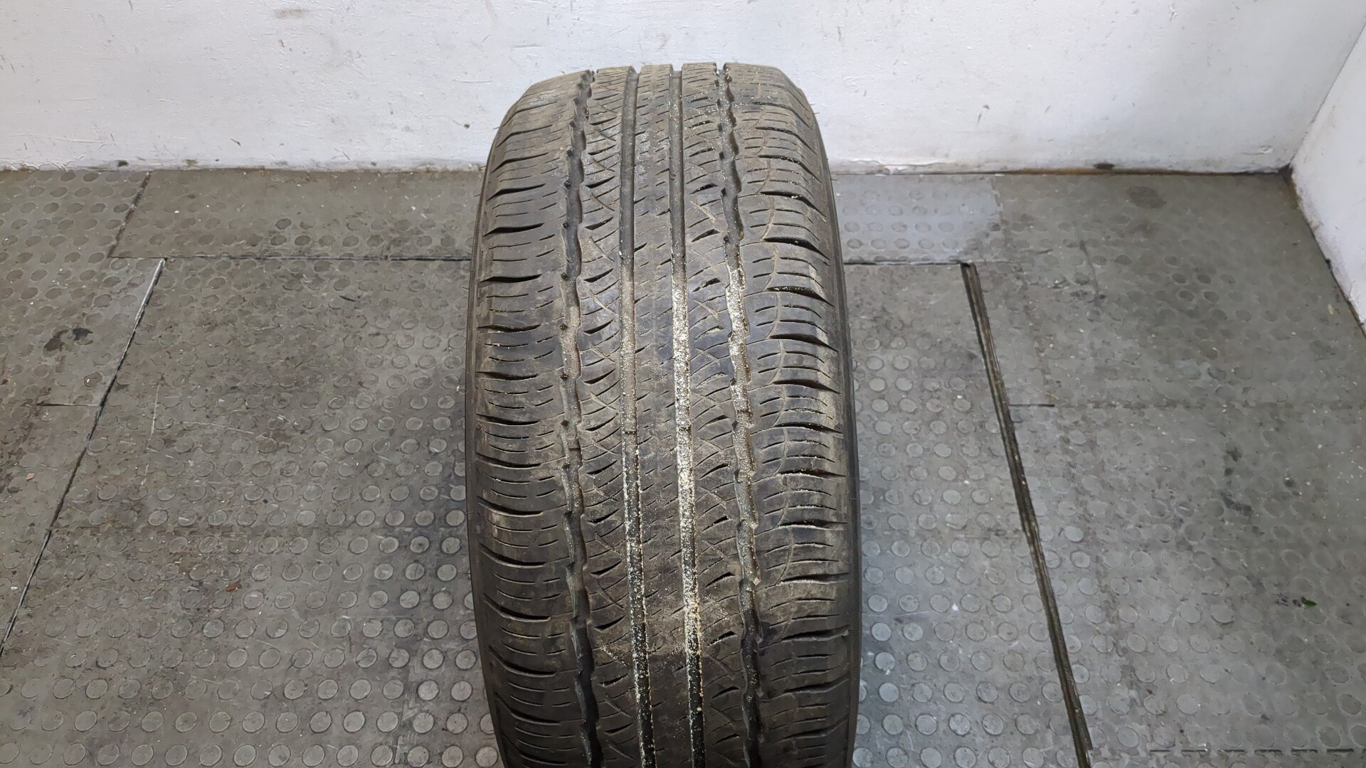 205 60 R16 лето Roadstone Eurovis Sport 04 фото.