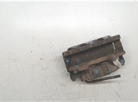 5137670AA, 5137668AA Суппорт Chrysler 300C 2004-2011 8644730 #6