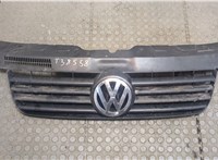 7H0807101 Решетка радиатора Volkswagen Transporter 5 2003-2009 8758722 #1