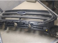 GJ5Z8200C Решетка радиатора Ford Escape 2015- 8880358 #1