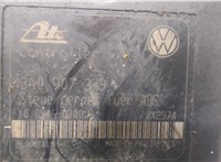  Блок АБС, насос (ABS, ESP, ASR) Volkswagen Passat 4 1994-1996 8943774 #3