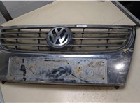 1T0853651C Решетка радиатора Volkswagen Touran 2006-2010 9157499 #1