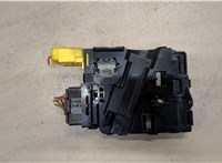  Блок управления подрулевыми переключателями Volkswagen Jetta 5 2004-2010 9168182 #4