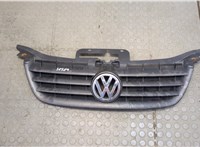  Решетка радиатора Volkswagen Touran 2003-2006 9237344 #1