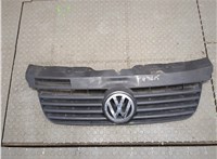  Решетка радиатора Volkswagen Transporter 5 2003-2009 9243811 #1