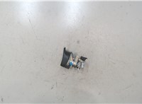  Кнопка открывания багажника Toyota Yaris 2005-2011 9292659 #1