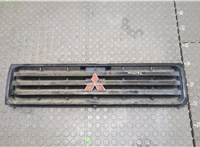  Решетка радиатора Mitsubishi Pajero 1990-2000 9299296 #1