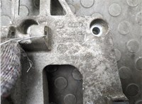 06F903143F Кронштейн компрессора кондиционера Audi A3 (8P) 2003-2013 9301261 #6