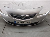  Бампер Opel Astra J 2010-2017 9306003 #1