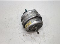  Подушка крепления двигателя Audi A4 (B6) 2000-2004 9340818 #1