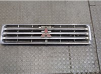  Решетка радиатора Mitsubishi Pajero 1990-2000 9371663 #1