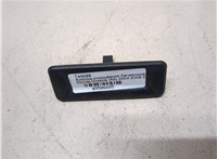 1Z0827574C Кнопка открывания багажника Skoda Octavia (A5) 2004-2008 9506685 #1