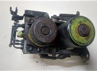  Блок АБС, насос (ABS, ESP, ASR) Lexus RX 2003-2009 20027040 #1