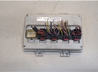 04692247AA Блок управления бортовой сети (Body Control Module) Chrysler Voyager 2001-2007 20066199 #1