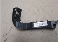 8V5807184 Кронштейн бампера Audi A3 (8V) 2016-2020 20103117 #1