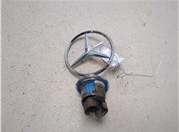 A2108800186 Эмблема Mercedes E W210 1995-2003 20216545 #4