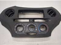  Рамка под переключатель отопителя Toyota Yaris 1999-2006 20221927 #1