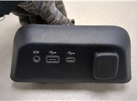 Разъем AUX/USB Chevrolet Trailblazer 2020-2022 20251089 #1