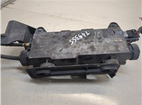  Электропривод ручного тормоза (моторчик ручника) Renault Scenic 2003-2009 20262146 #2