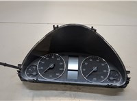  Щиток приборов (приборная панель) Mercedes C W203 2000-2007 20279355 #1