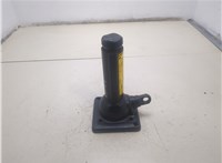  Домкрат Toyota Sequoia 2008- 20286923 #1