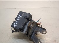  Блок АБС, насос (ABS, ESP, ASR) Toyota Yaris 2005-2011 20296655 #1