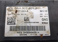  Блок управления стояночным тормозом Volkswagen Tiguan 2011-2016 20300655 #2