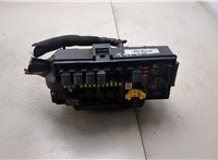  Блок предохранителей Jeep Grand Cherokee 2004-2010 20301330 #1