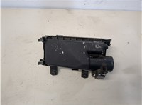 Корпус воздушного фильтра Toyota Yaris 2014-2017 20318320 #1